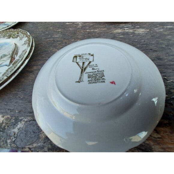 5 Johnson Bros Friendly Village "Sugar Maples" 6 3/8" Bread Plates - Picture 3 of 3